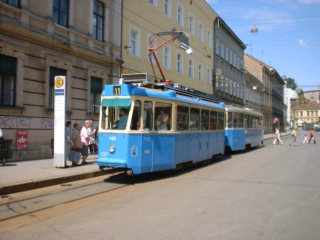 Tramvaj (ZET) TMK 101 (Đuro). Prometovao od 1951.-2008. godine
